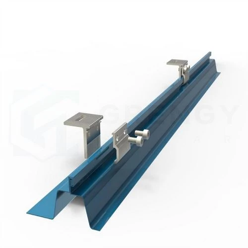 installation of clamp for tin roof(001)