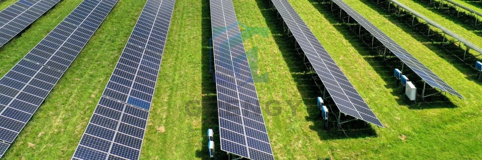 Solar panel mounting rails structure Solar panel mounting rails structure