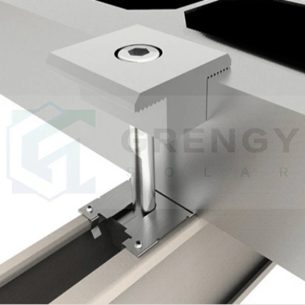 PV grounding lugs